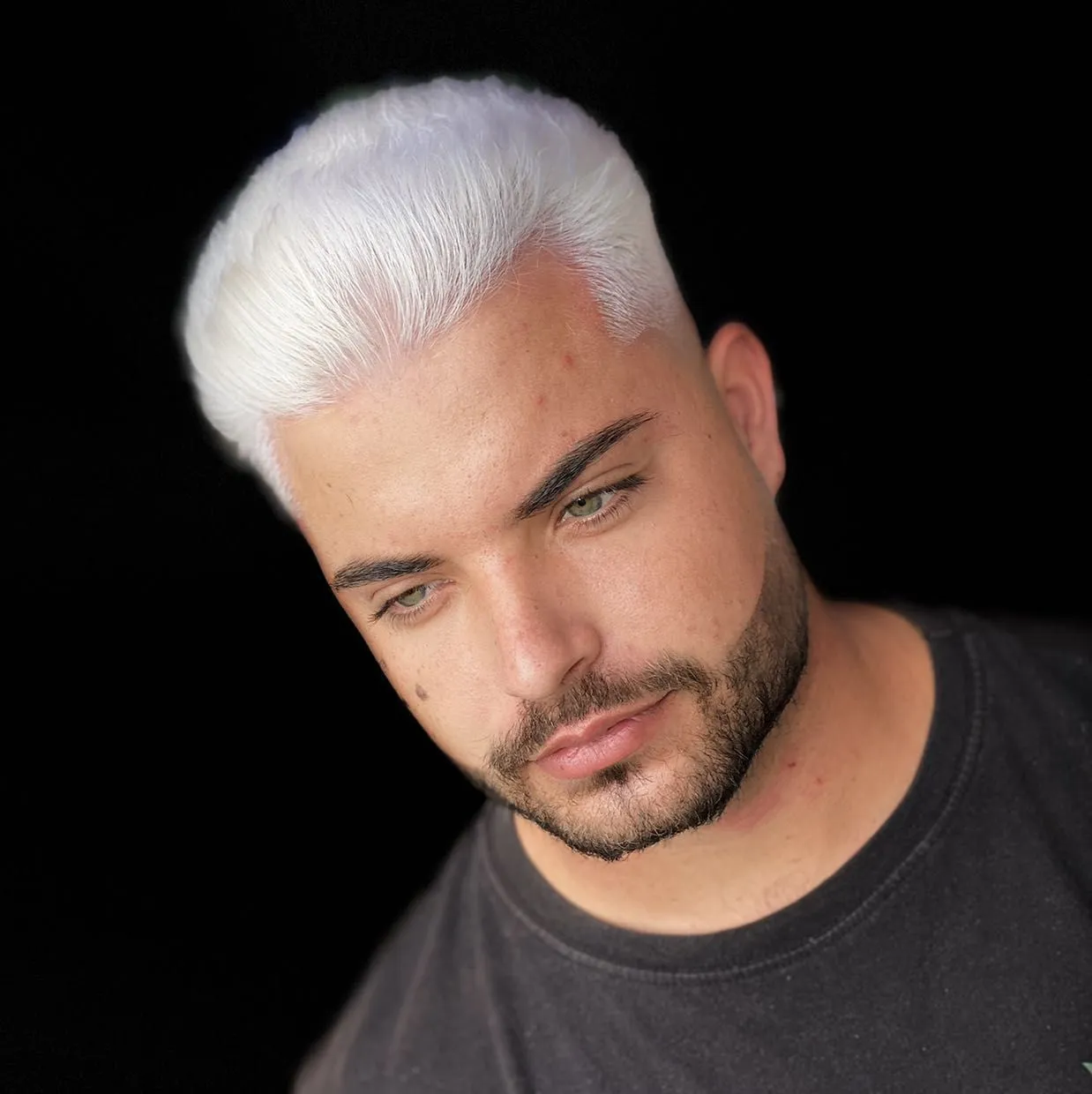Fade medio con peinado